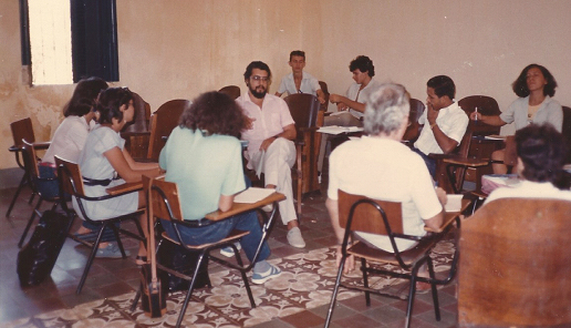 Ministrando um dos nossos cursos de cinema, em areia